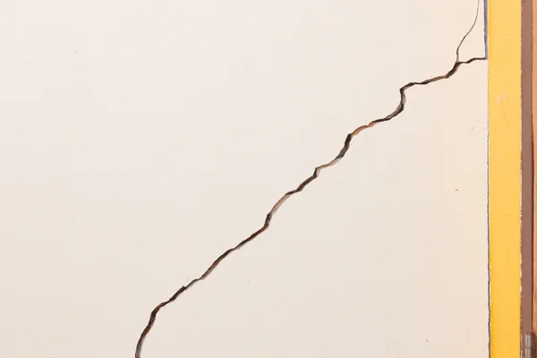 5 Common Stucco Problems and How to Fix Them
